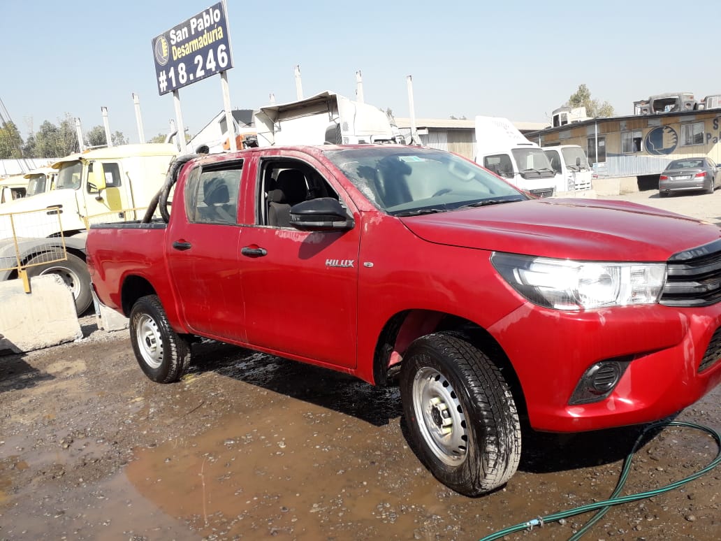  Toyota HILUX 2020    EN DESARME